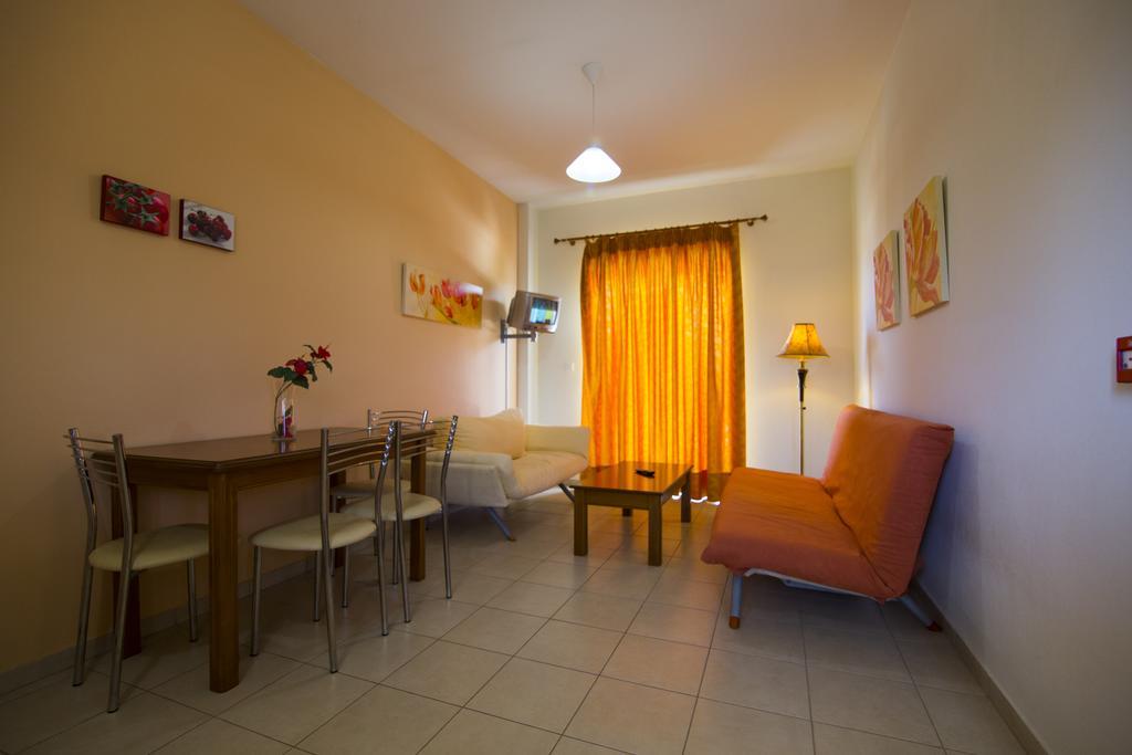 Vakis Apartments Zacharo Exterior photo