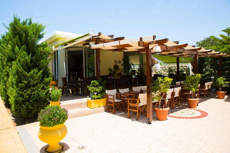 Vakis Apartments Zacharo Exterior photo